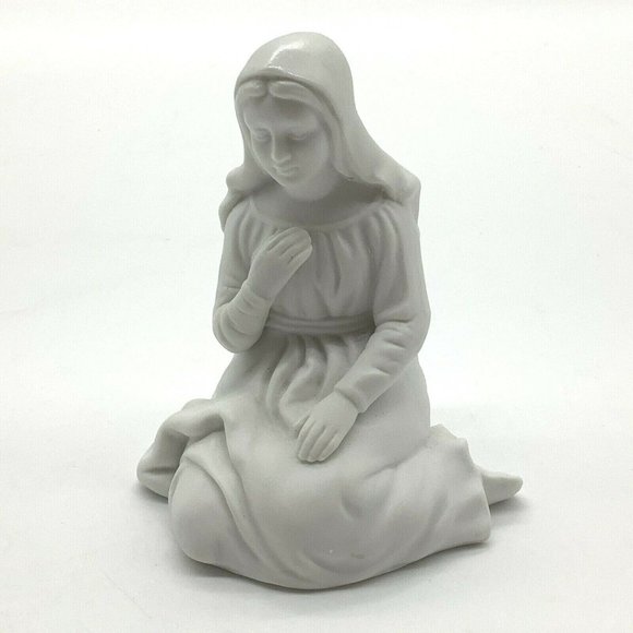 Avon Holy Family Nativity Collectibles - Picture 9 of 12